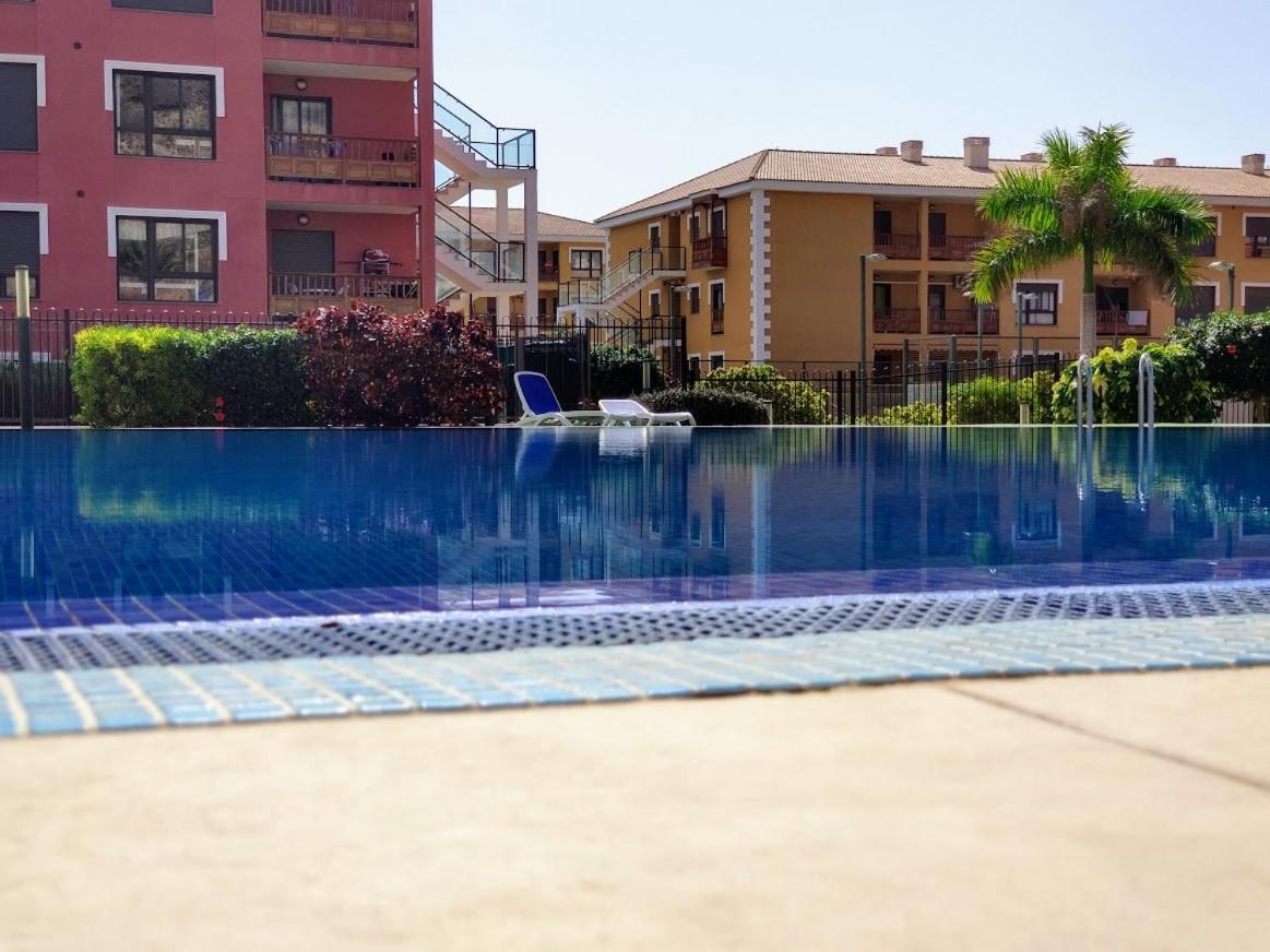 Luminoso Y Elegante, Piscinas Y Pistas De Padel Apartment Palm-mar Exterior photo